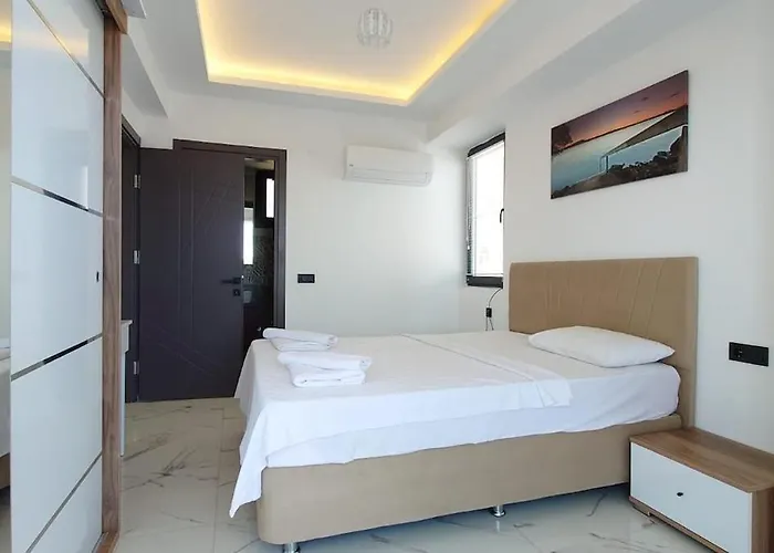Ruken - 4 Bedroom Private In Ovacik