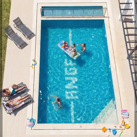 Ruken - 4 Bedroom Private In Ovacik וילה פאטהיה