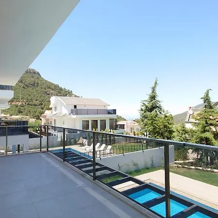 Ruken - 4 Bedroom Private In Ovacik فيلة فتحية